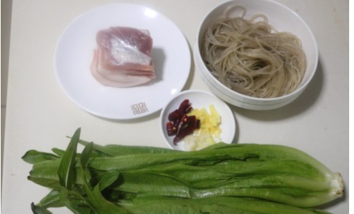 这道菜大人小孩都爱吃,我家每周吃一次,每次做一大碗,全吃光!