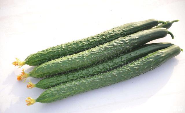 尿酸偏高的人,尽量少碰这3类高嘌呤食物,痛风或会绕着走