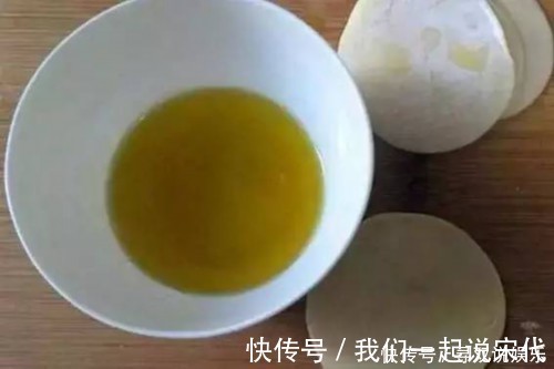 饺子皮别用来包饺子了，又教你一个新吃法，咬一口满口香！