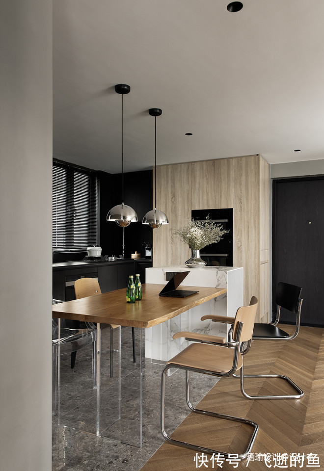 看81平米一居室是如何更有空间感