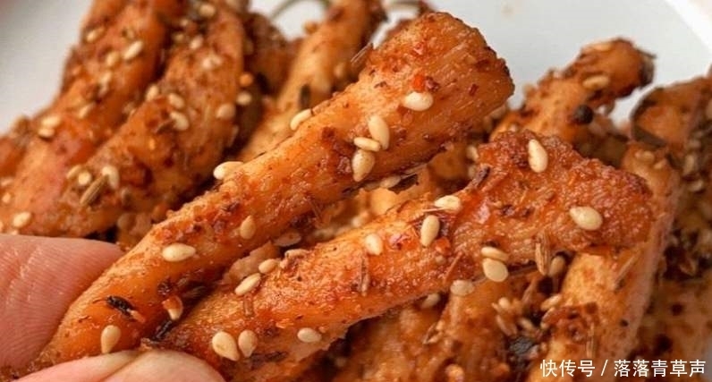 健康|低脂低卡,减肥餐,比烧烤好吃百倍的孜然鸡胸条,健康美味又解馋