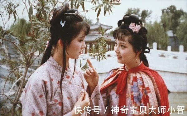 阅读量|红楼梦里无所不知的女子,阅读量惊人,简直就是行走的百科全书