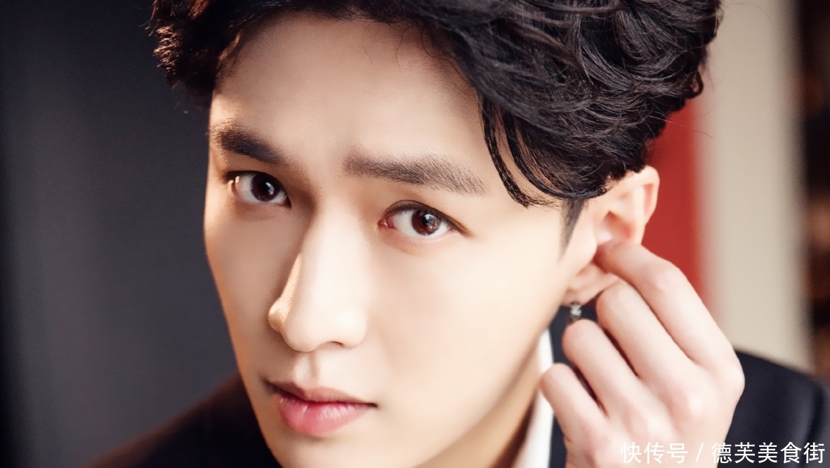 未来还会有更广阔的平台与机会,张艺兴,他配得上!