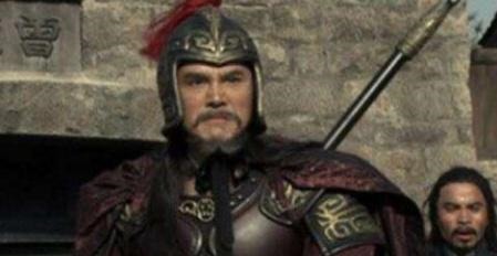 水浒传!《水浒传》中此人打败了林冲,不是卢俊义,更不是关胜!