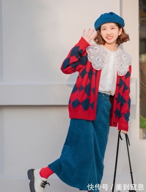 牛仔 今年火了一种穿法叫“毛衣+半身裙”,甜美温柔有格调,谁穿谁美