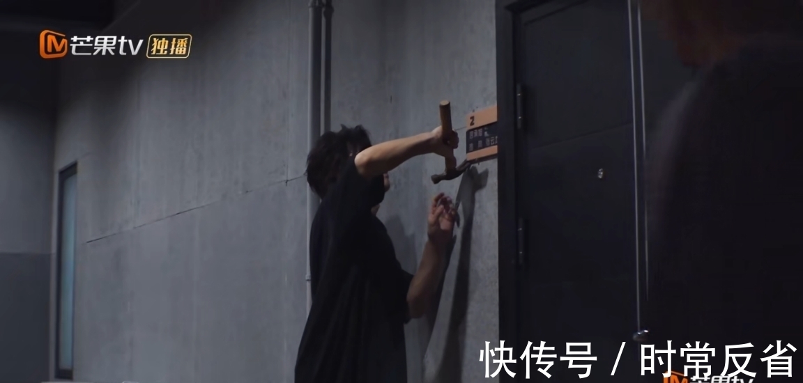 看《披荆斩棘的哥哥》时,我在看些什么?