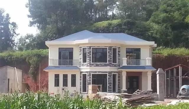 小王|70后老夫妻合伙开山,40万为孩子建独一无二的2层婚房,牛!