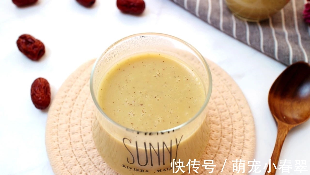 打豆浆时,加入这两样食材,口感清甜香浓,每天一杯润肺解渴