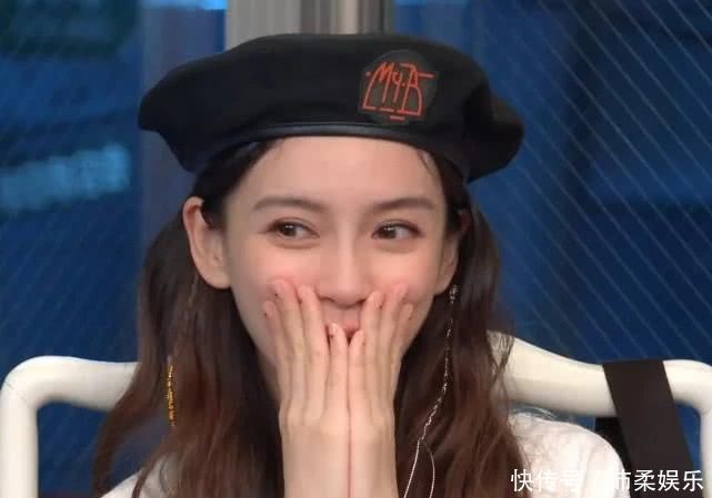 baby最爱美甲款式,1个多月都不肯卸,看清图片后,女生纷纷被她种草