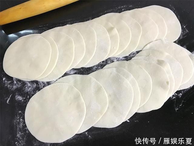 年夜饭少不了的一道点心,寓意吉祥,好吃又好看,全家都喜欢