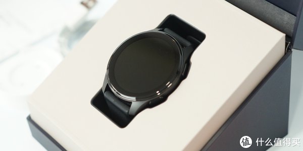 礼盒|胖虎迎春：vivo WATCH 2新春礼盒抢鲜开箱