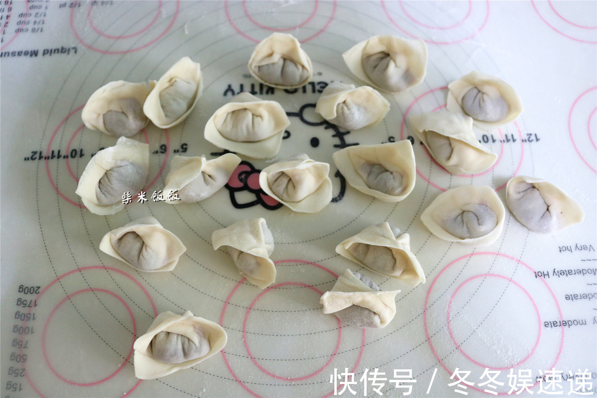 我家包馄饨,从不买馄饨皮!晒出馄饨皮做法,网友太简单了