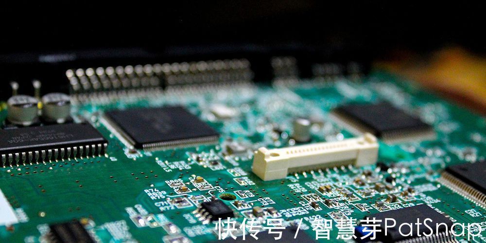 单链|IBM发布全球首颗2nm工艺芯片,巨头还是那个巨头!