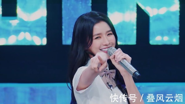 裙子|趙小棠和蔡卓宜同樣穿裙子,兩人的坐姿卻大不相同!差距一目了然