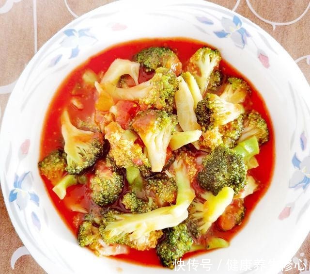 糖醋西兰花,每一口都饱含着浓郁的酸酸甜甜的味道!