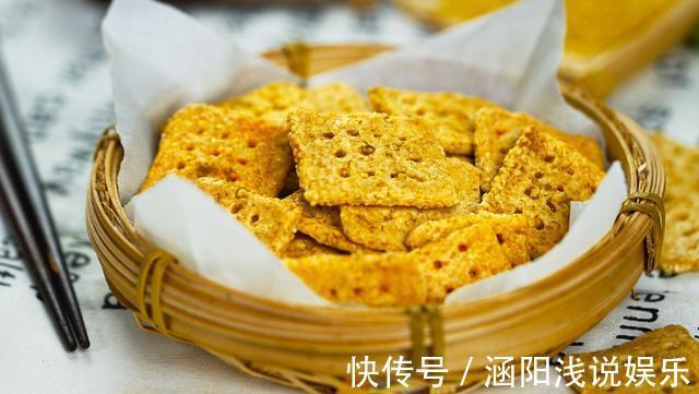 黄小米|儿子最近迷上它，家里有小米就能做，嘎嘣脆，吃一次就忘不了