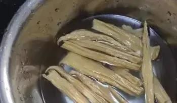 腐竹|最馋这蒸菜,蒸一蒸8分钟就好,鲜到流口水,好吃停不下筷子
