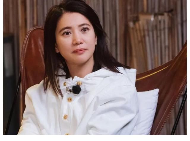《大湾仔的夜》：盼了八期，终于迎来了湾仔嫂