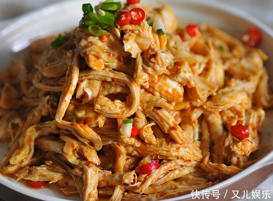  隔三差五吃的一道凉拌菜，清爽可口，香辣下饭！肉质滑嫩，超营养