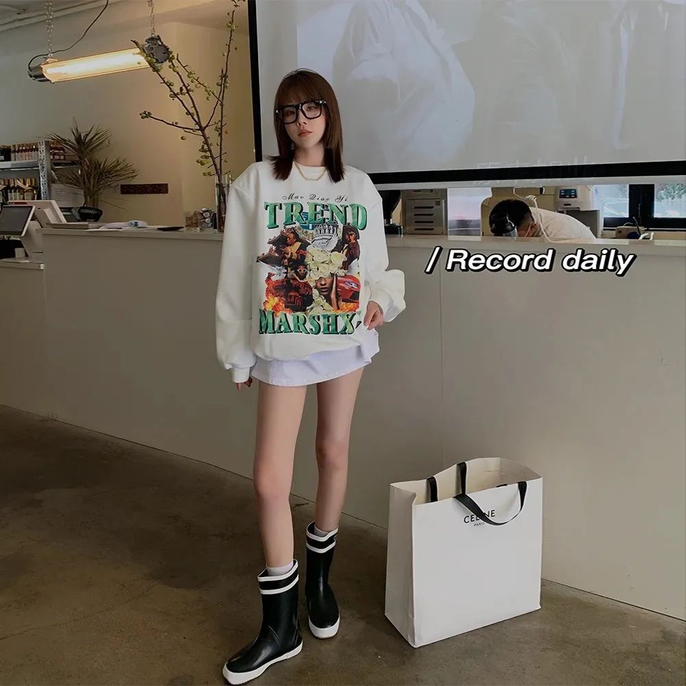 卫衣|卫衣+裙子，卫衣+衬衫，初秋这样穿太好看了