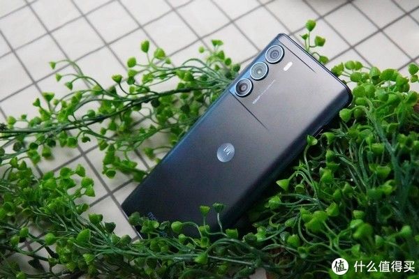 性能|旗舰级性能全面进化，Moto edge S30带来卓越高端使用体验