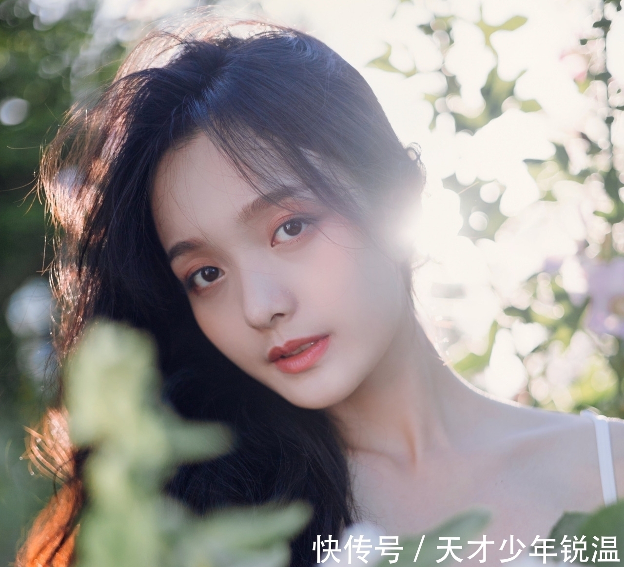 七律@吟怀·七言绝句与格律：从来长忆堂前柳，只贯空吟地上霜