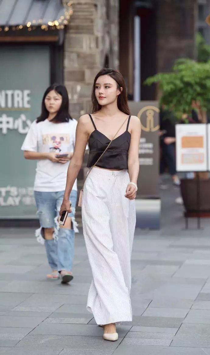 小女生穿搭高跟鞋,小清新又显得韵味十足