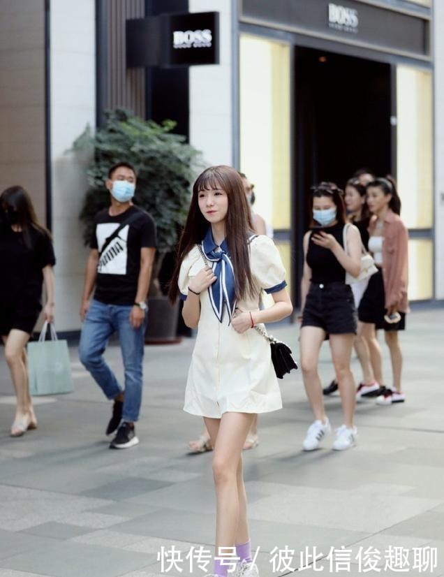 神圣|街拍美女:暗恋是神圣的,要以对方的幸福为依归!