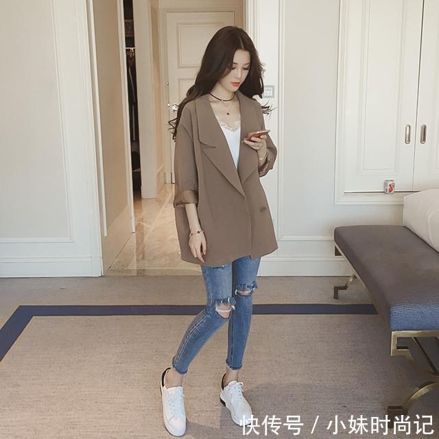 西装外套 清新的彩色条纹春装,增加了青春活力的俏皮感觉