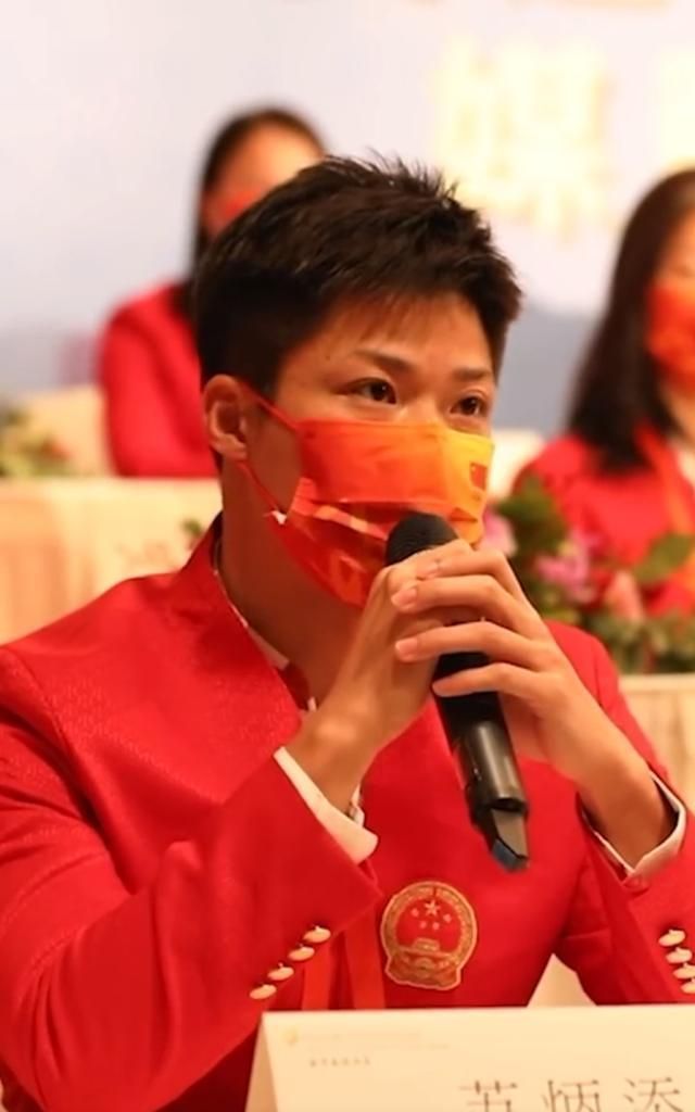 代表团|苏炳添:我是看着港剧长大的 06年第1次来港和TVB一样全是高楼大厦