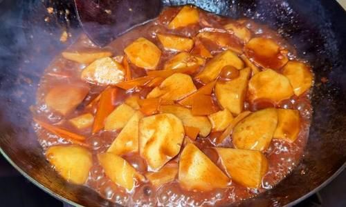 芋头|初秋，吃红薯山药不如吃它，3元1斤营养高，现在正当季，别不懂吃