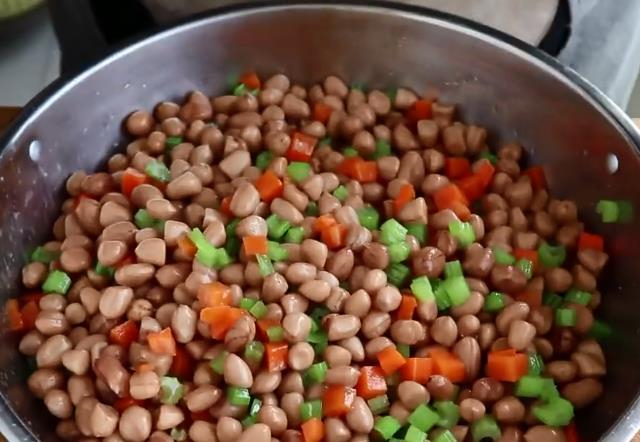 饭店|饭店的五香花生米为啥那么好吃？做法诀窍告诉你，原来如此简单