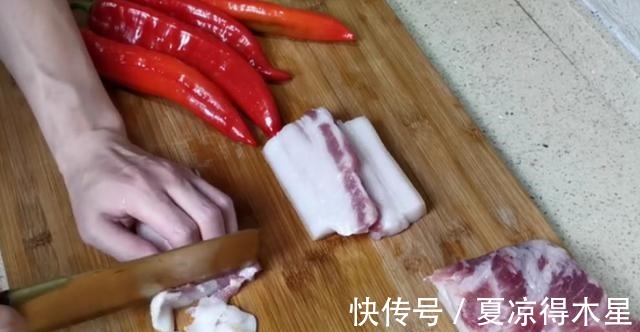 我和爸爸|好吃又简单的电饭锅拌饭,上班族手残族都能轻松搞定!