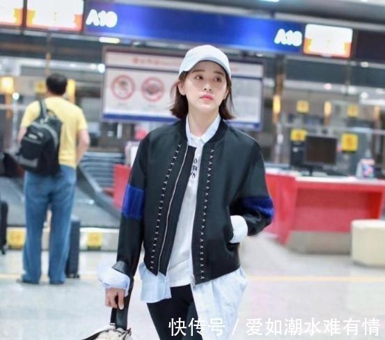 打底裤 小黑裤已经失宠了!现在流行“打底裤”外穿,搭大衣、卫衣都好看!