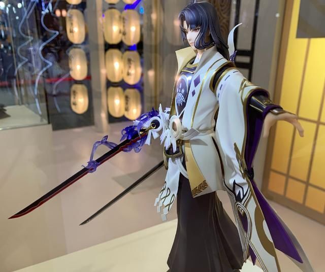 ssr|阴阳师SSR鬼切霜风白槿手办实物公开 高度还原鬼切美人的神颜值