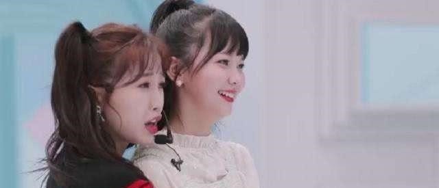 虞书欣3年前参加综艺时,谁记得老师对她的评价预言真准!