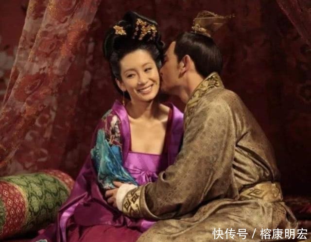 奶妈|皇帝给宰相赐婚，新娘是六十岁老太太，掀盖头后向外磕了三个头