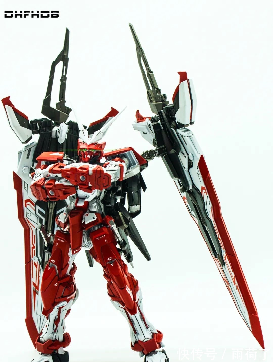 分色|万代亲儿子 MG1100 逆红异端,帅就一个字