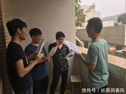 在一个四十人左右的班级里，学习前三名很少去补课，为什么？