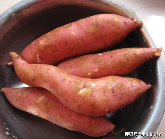 清甜|蒸红薯有窍门，不要只会隔水蒸！学会4点，红薯清甜香浓又软糯！