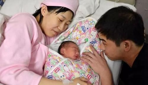 月嫂|生完娃第三天,全家发生“世纪大战”:坐月子是产后的第一个难题