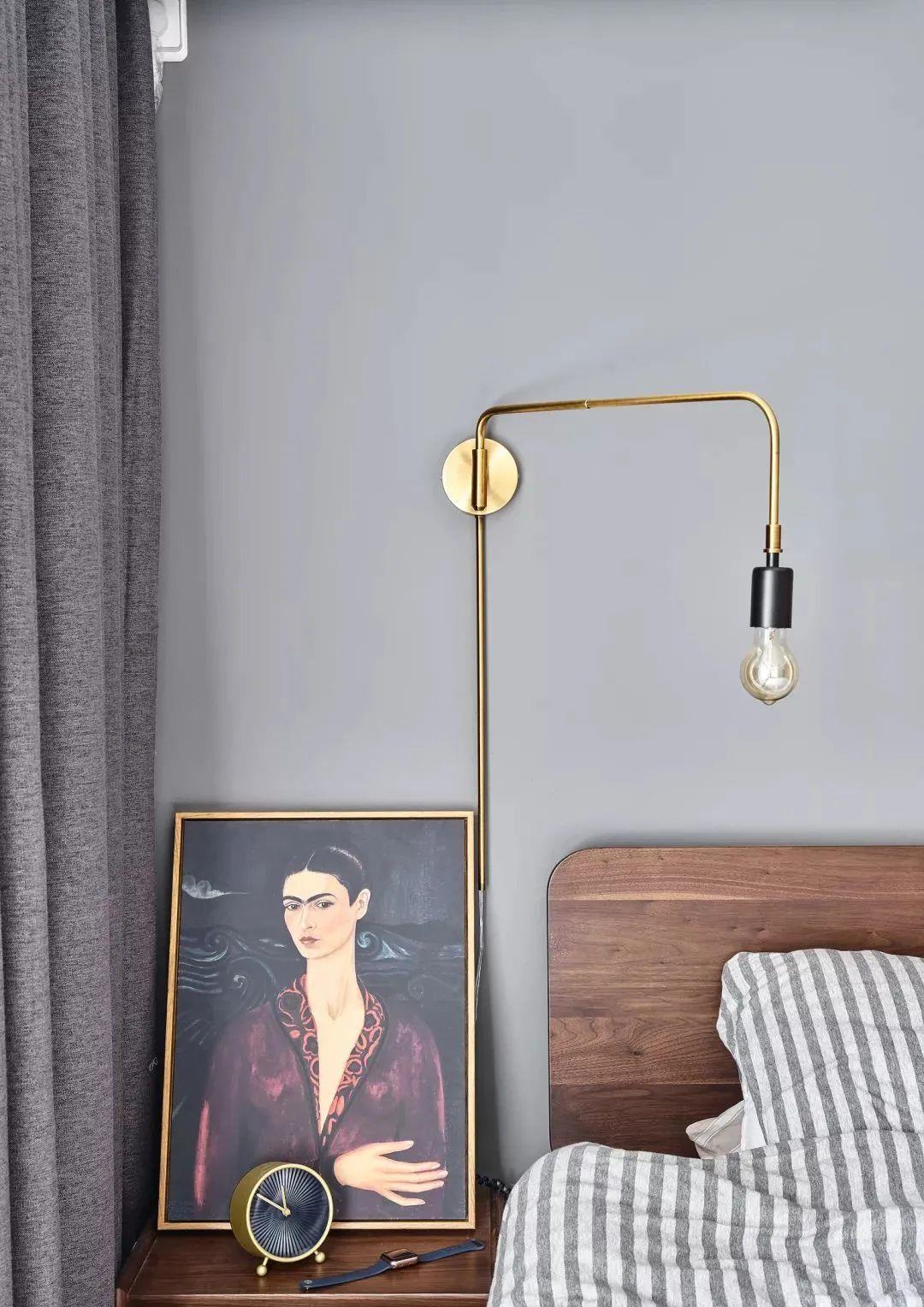 搭配|87㎡现代简约家居,一整面沙发墙做书柜,真心漂亮又实用!