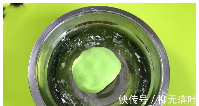 早餐|早餐新吃法,不用面粉,不用糯米粉,Q弹滑爽,出锅连吃2个!