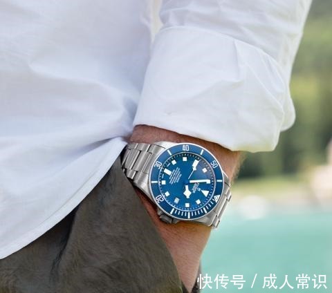 海军蓝 那抹迷人的帝舵蓝!