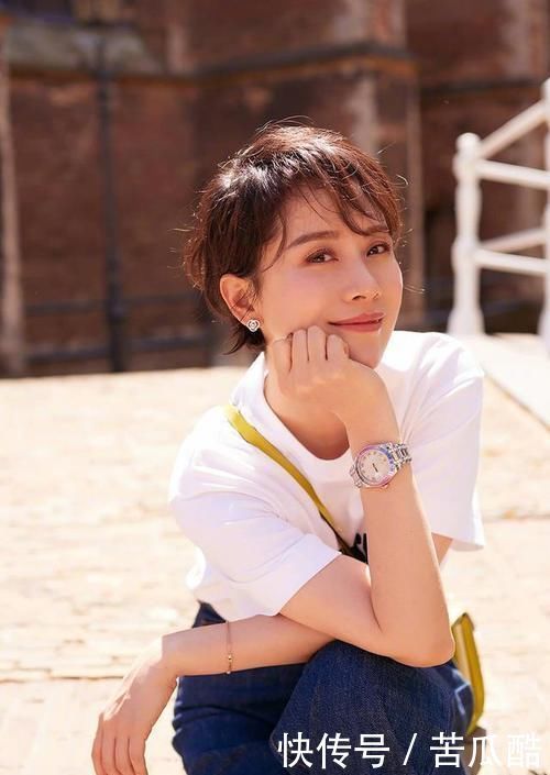 齐肩|女人40岁后，别乱烫发这3种'短发'不仅减龄，还特别好看