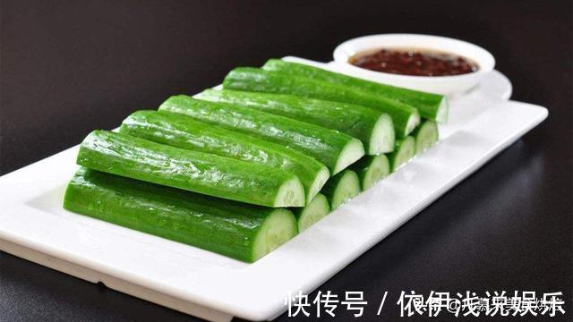 主菜|原来黄瓜切法有这么多种，黄瓜的花式切法大全图文详解，一看就会