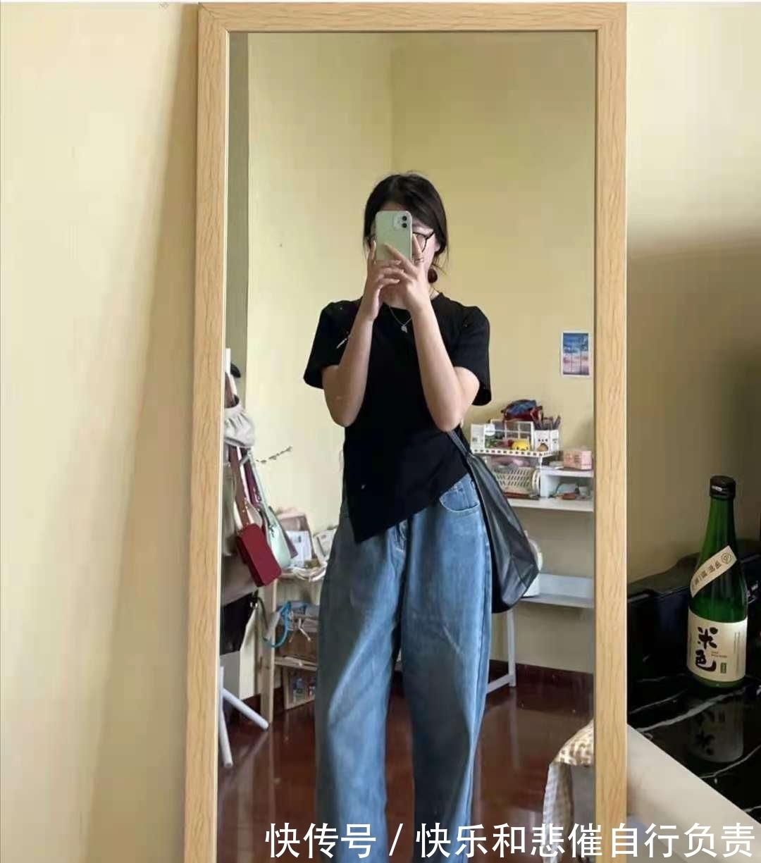 上衣|夏季宽松牛仔裤搭配什么上衣好看
