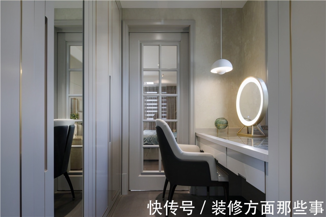 线条处|160平轻奢风四居室，细线条处突出细节，简单而有层次感