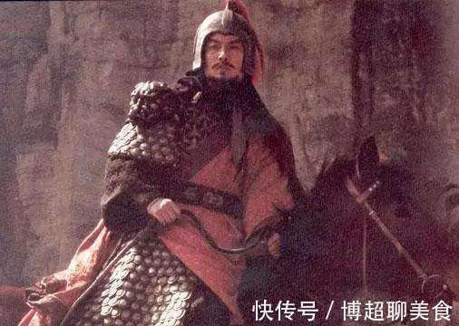 武艺|水浒中武艺力压豹子头林冲的两个人,第一个棍棒了得,下场悲惨