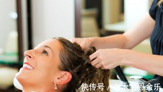 发丝|头发隔多久洗一次最好,很多人一直都做错了,难怪头发越掉越多